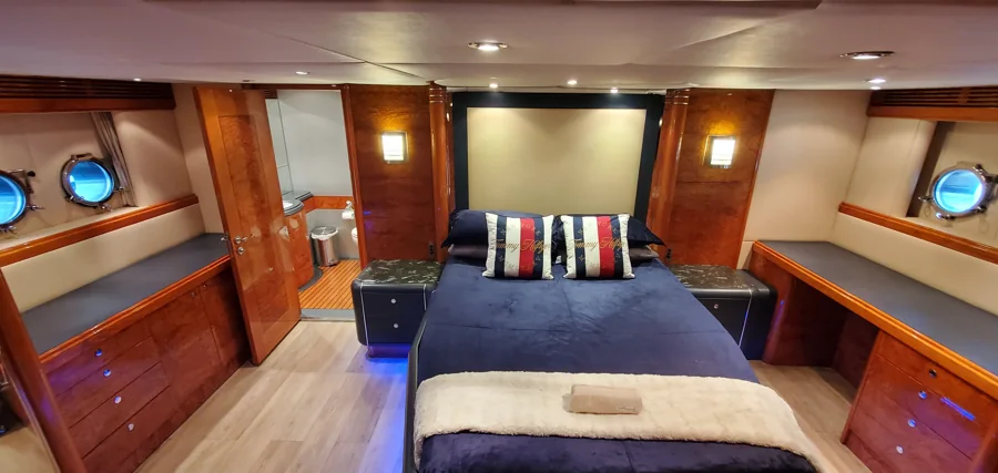Guest accommodation aboard PROMETHEUS